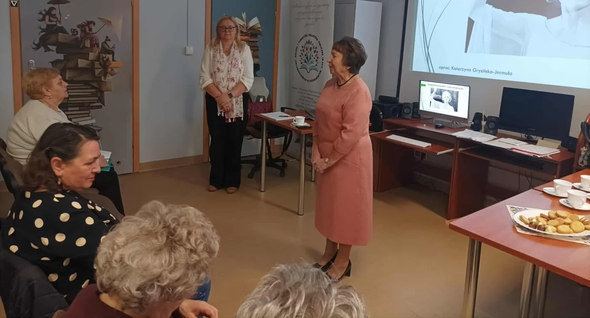 Stowarzyszenia i organizacje, Akademicka jesień - zdjęcie, fotografia