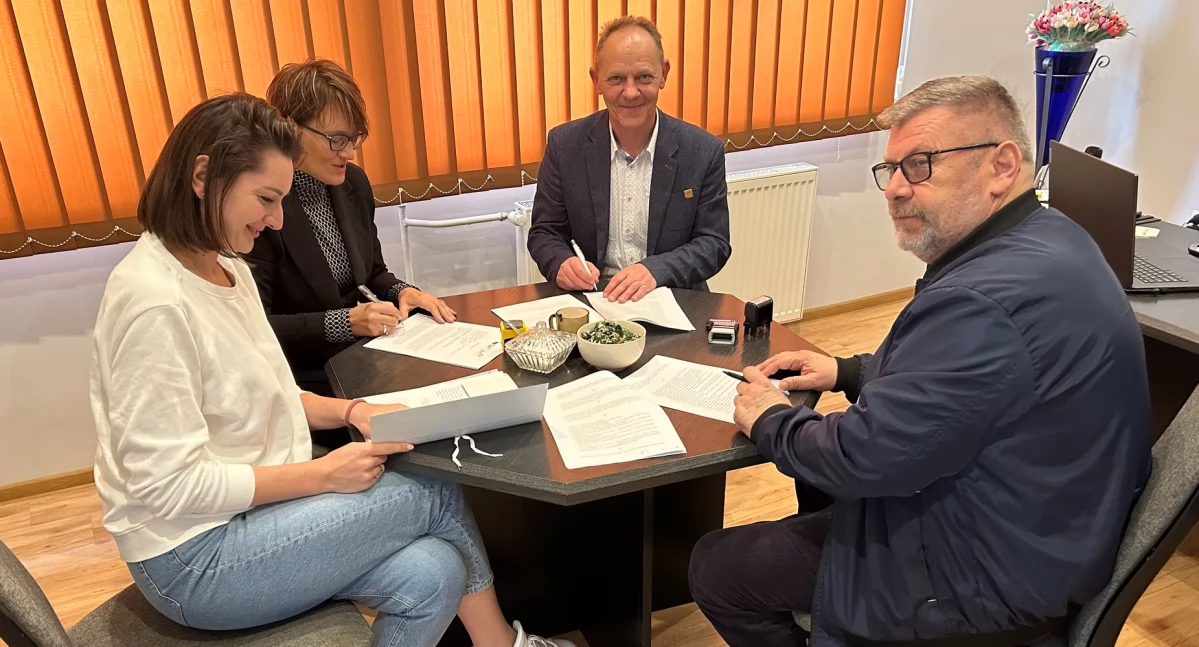 Inwestycje, Będzie renowacja zabytkowej dzwonnicy - zdjęcie, fotografia