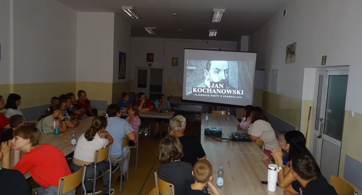Stowarzyszenia i organizacje, Narodowe Czytanie Wielgiem - zdjęcie, fotografia
