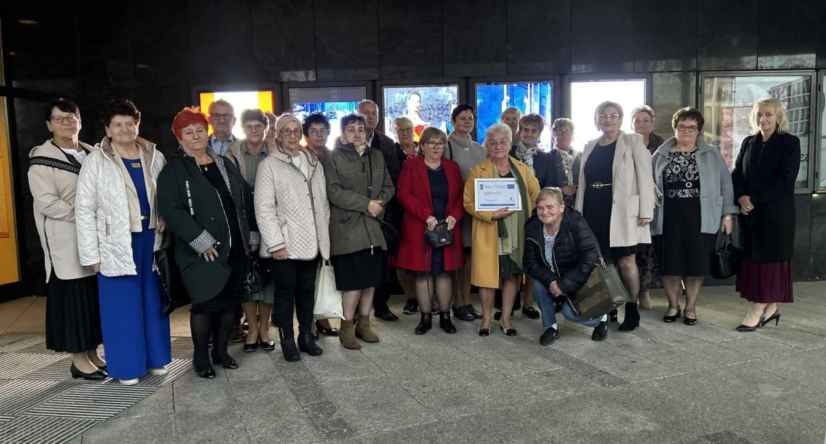 Aktywni seniorzy w klubach