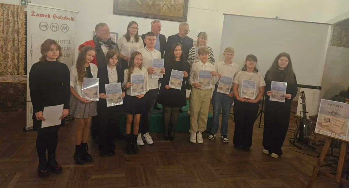 Edukacja, Rywalizowali zamku Szafarni [zdjęcia] - zdjęcie, fotografia