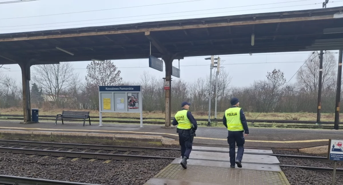 Komunikaty i profilaktyka, Mundurowi „TOR” - zdjęcie, fotografia