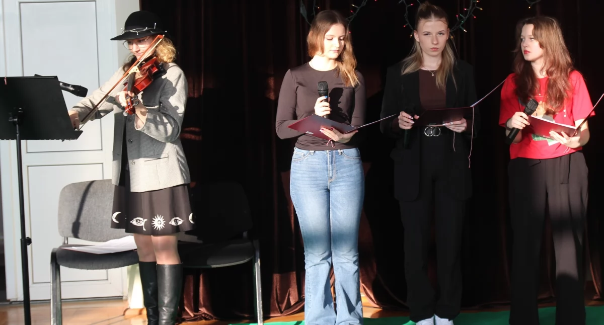 Edukacja, Świąteczna muzyka granic - zdjęcie, fotografia