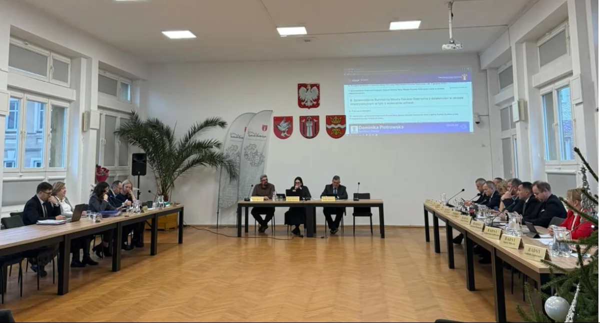 Rada miejska, milionów inwestycje - zdjęcie, fotografia