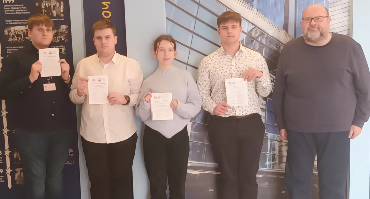 Edukacja, Wyróżnienia uczniów Wazówny - zdjęcie, fotografia