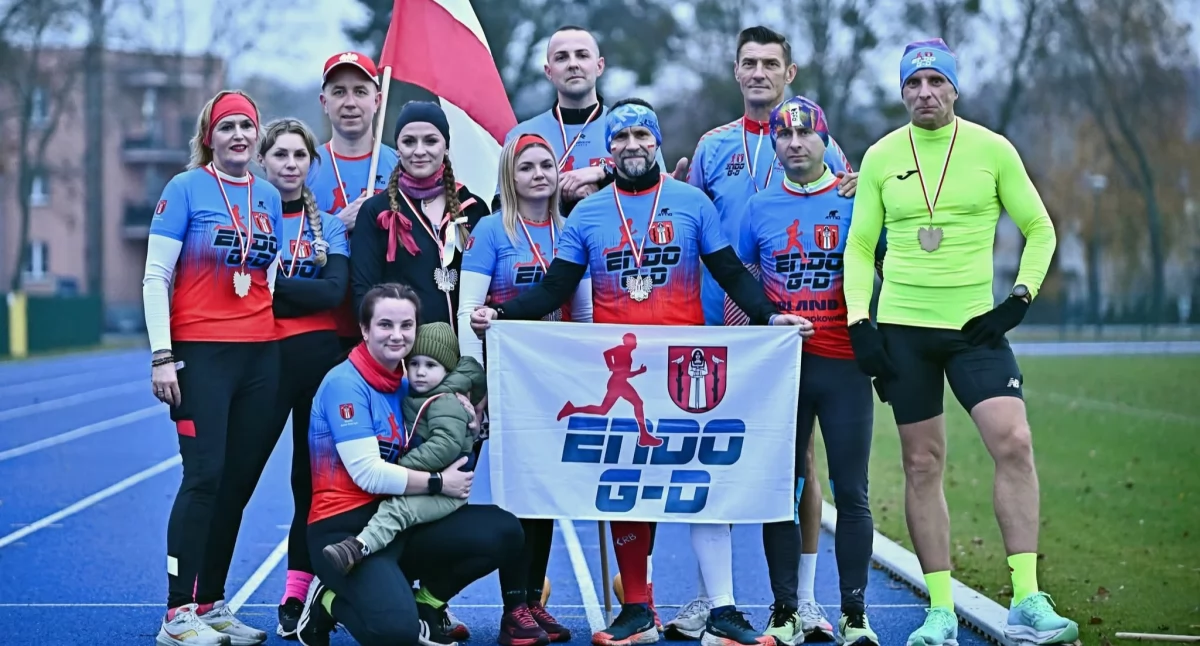 Stowarzyszenia i organizacje, Przebiegli ponad - zdjęcie, fotografia