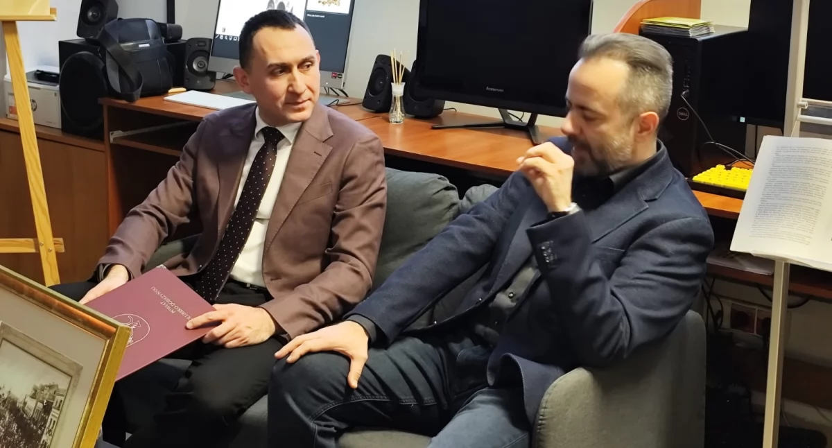 Ciekawi ludzie, fryzjera pisarza - zdjęcie, fotografia