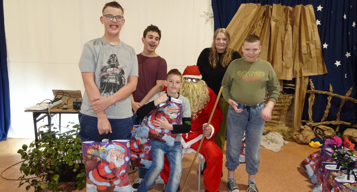 Stowarzyszenia i organizacje, Choinka Wielgie - zdjęcie, fotografia