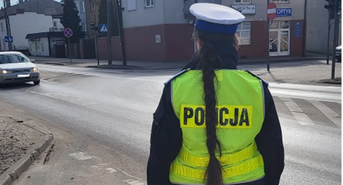 Komunikaty i profilaktyka, szybko przejściach pieszych - zdjęcie, fotografia