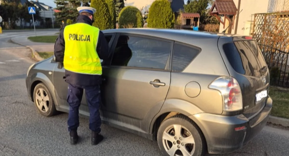 Kronika Kryminalna, Hulajnogą elektryczną alkoholu - zdjęcie, fotografia