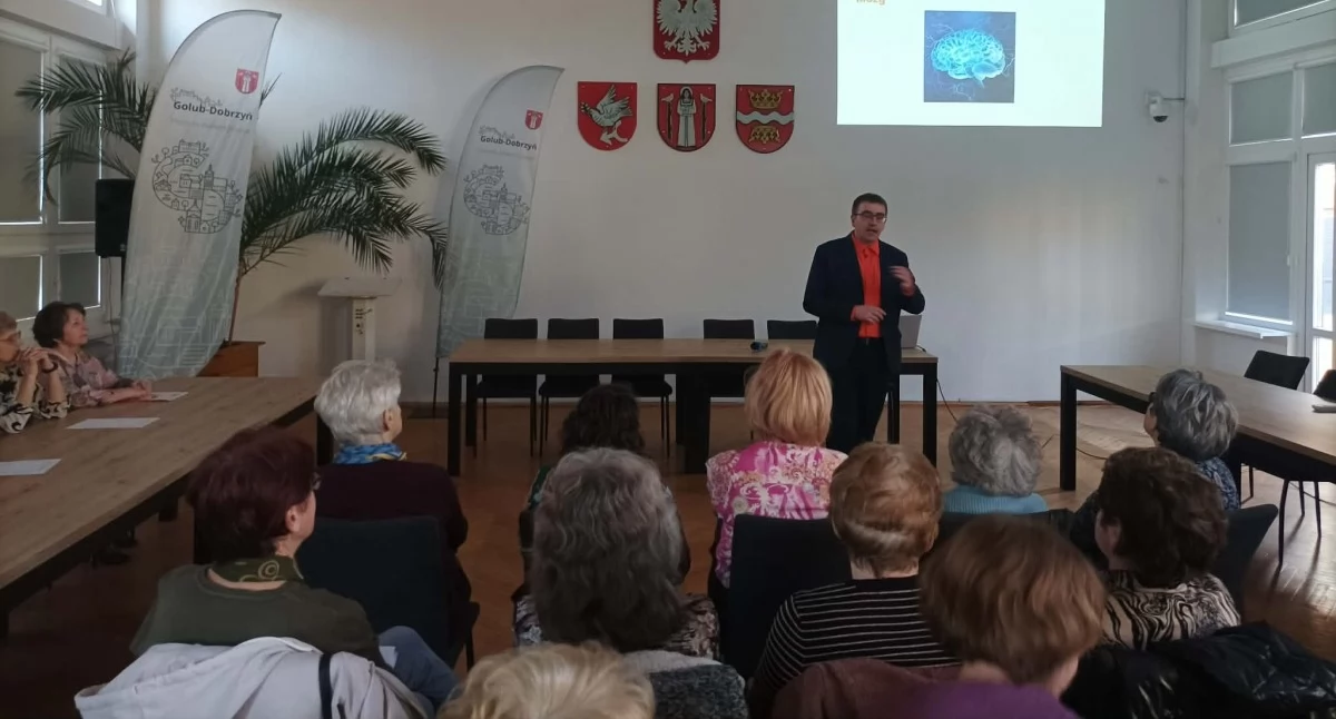 Stowarzyszenia i organizacje, Marzec uniwersytecie - zdjęcie, fotografia