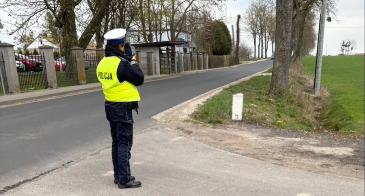 Kronika Kryminalna, Lawina mandatów kierowców - zdjęcie, fotografia