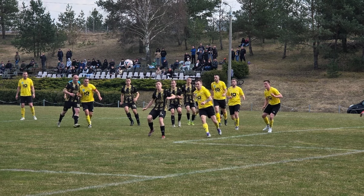 Piłka nożna, Derby Ciechocina - zdjęcie, fotografia