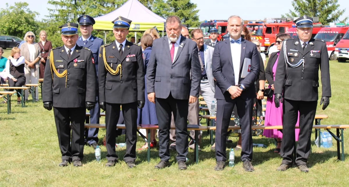 Stowarzyszenia i organizacje, Mlewie pomagają - zdjęcie, fotografia