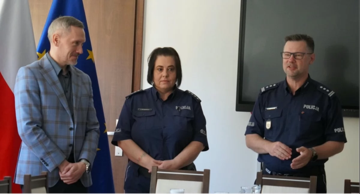 Komunikaty i profilaktyka, Narada temat bezpieczeństwa szkołach - zdjęcie, fotografia