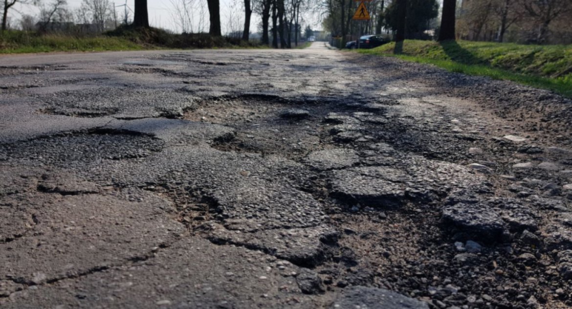 Inwestycje, oczekiwaniu remont dróg gminie Radomin - zdjęcie, fotografia
