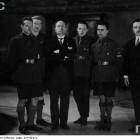 Harcerze z Polski na pamiątkowym zdjęciu z Benito Mussolinim