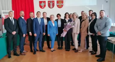 Karty w ratuszu rozdane