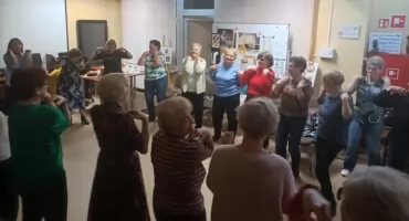 Słuchacze z energią