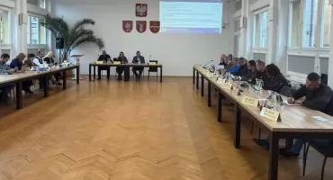 Basen coraz bliżej?