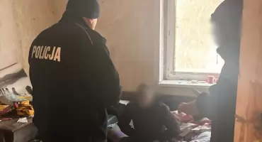 Policjanci wspierają bezdomnych